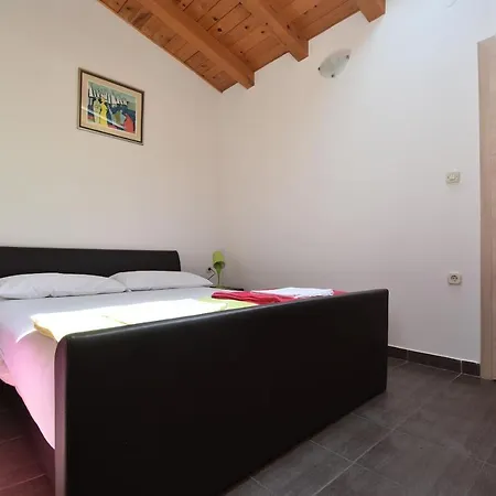 House Lovre In Holiday home