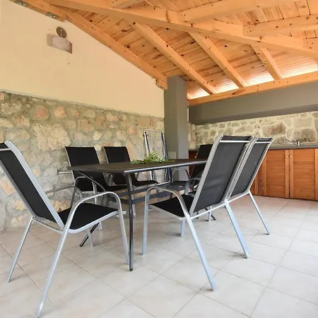 House Lovre In